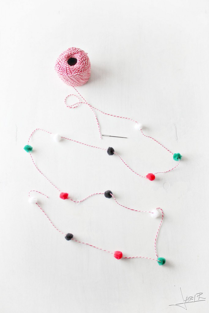 Pom Pom Garland DIY